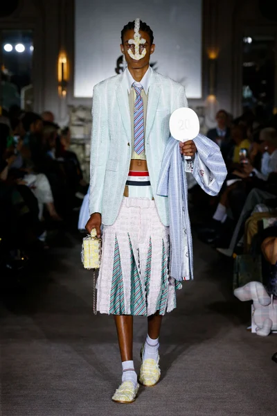 Look 44